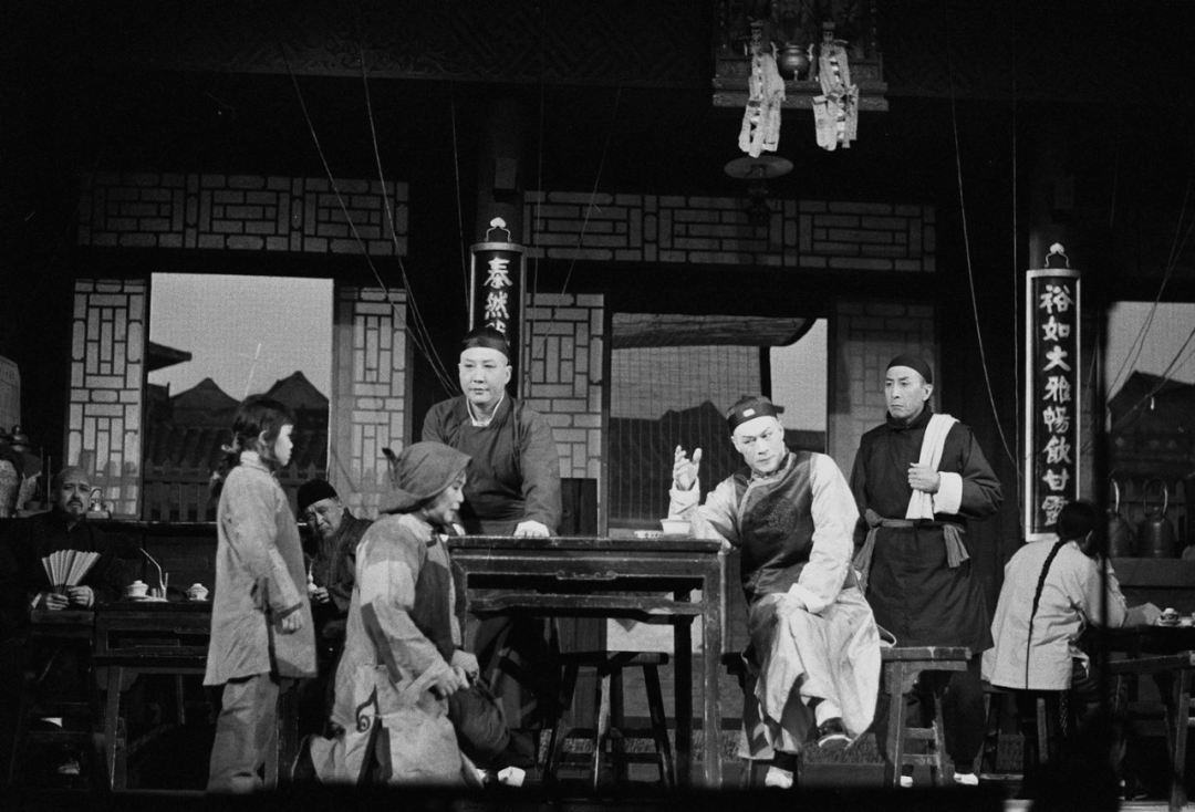 蓝天野担任首版主演的这部剧何以风靡至今文化新观察