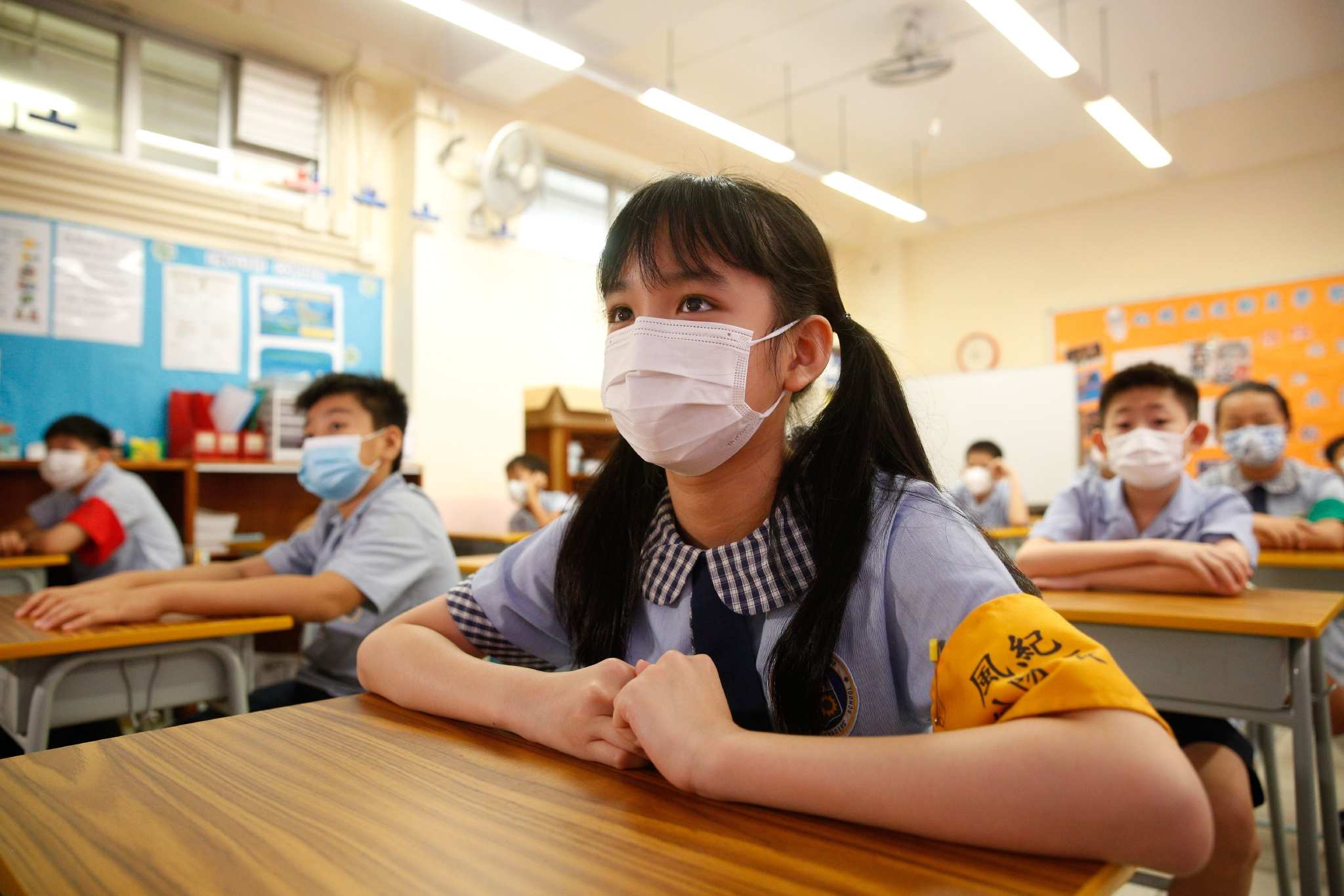 2021年9月30日,香港鲜鱼行学校的学生在上国情教育课