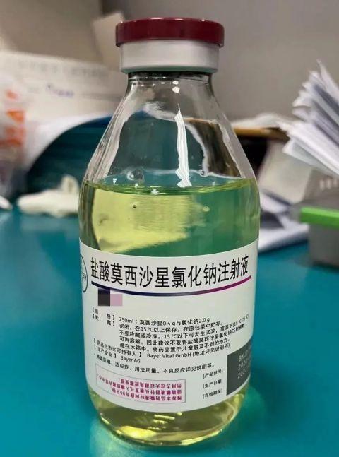 莫西沙星是呼吸科最常用的抗菌药物之一,属于喹诺酮类,因此也被称为"