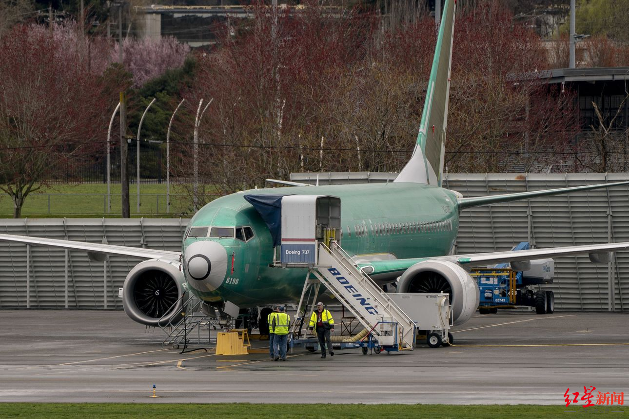 ↑据知情人士透露，波音737 MAX系列客机在5月份一度停产10天