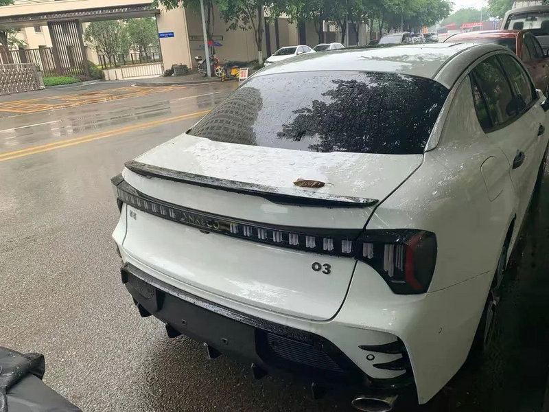 配大尺寸格栅/尾翼 新款领克03路试谍照曝光