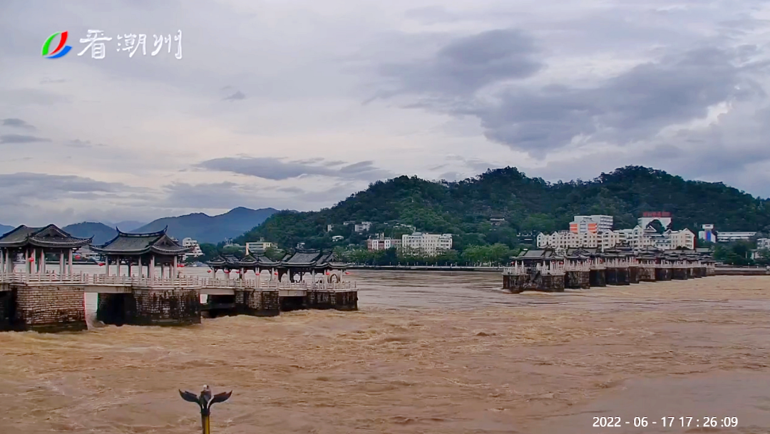 逼近警戒水位今天下午记者从水文部门了解到,由于韩江上游的梅江降雨