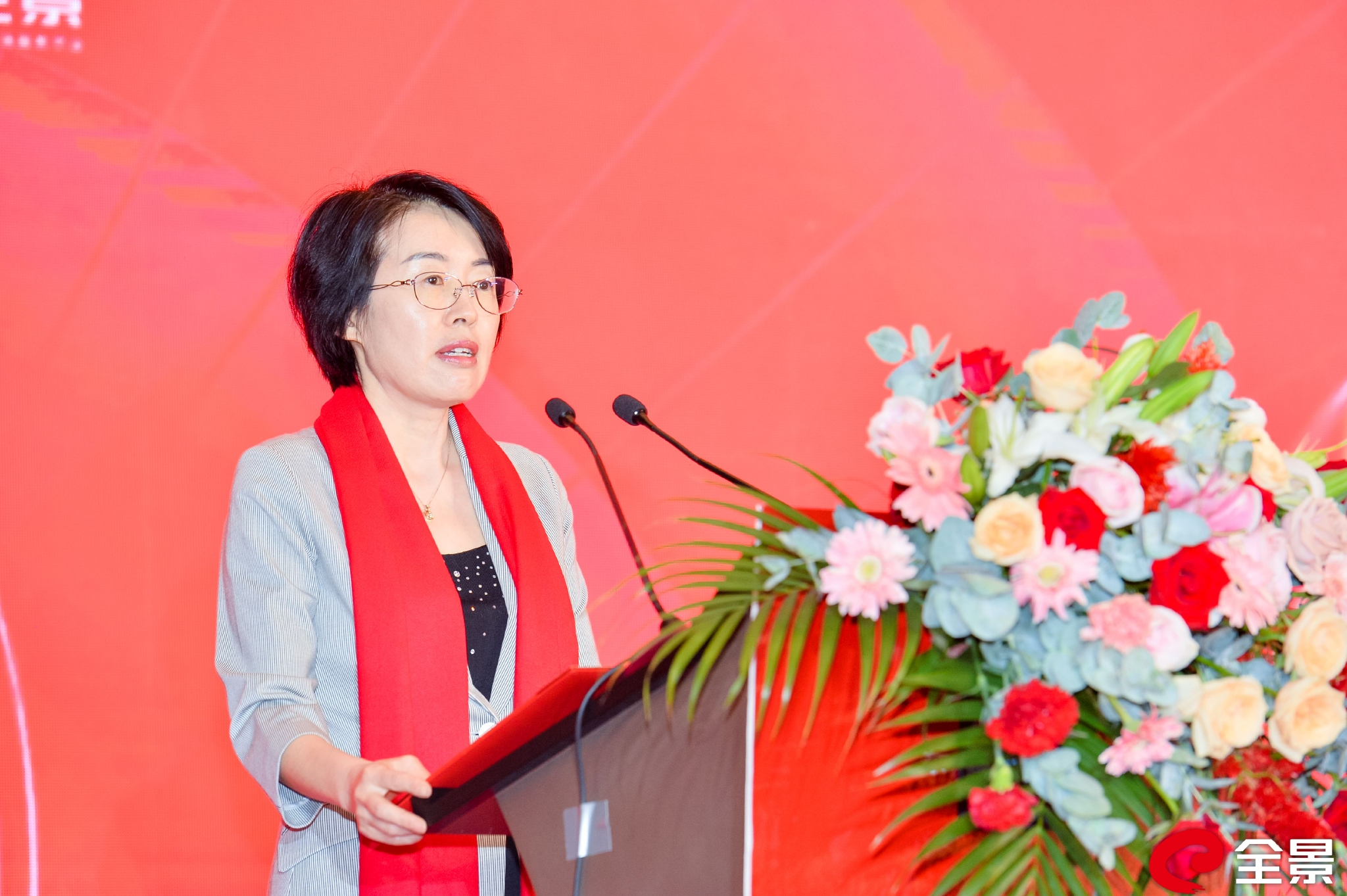 李沧区委副书记,区长魏瑞雪在致辞中指出,泰德股份作为扎根于李沧