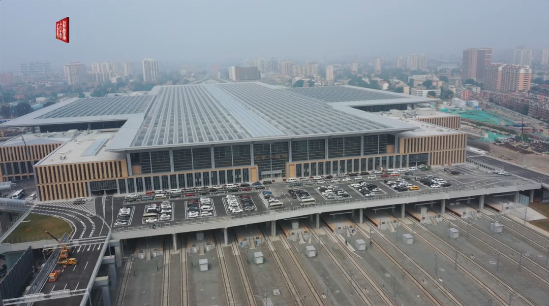 北京丰台站运营首日首趟列车发车,每年客流量将达七千多万人次丨视频|北京市_新浪财经_新浪网