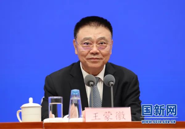 王蒙徽当选湖北省委书记王忠林李荣灿为副书记