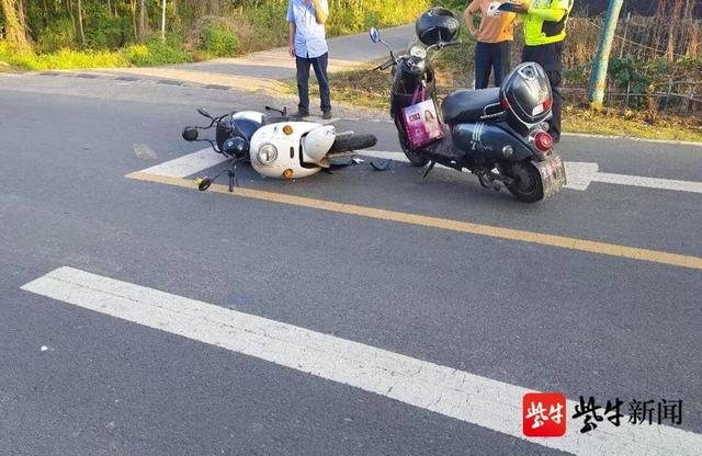 图为两辆电动车相撞的现场