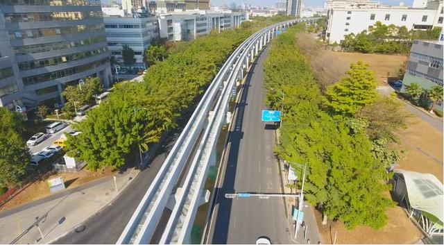 比亚迪坪山云巴线全线轨通