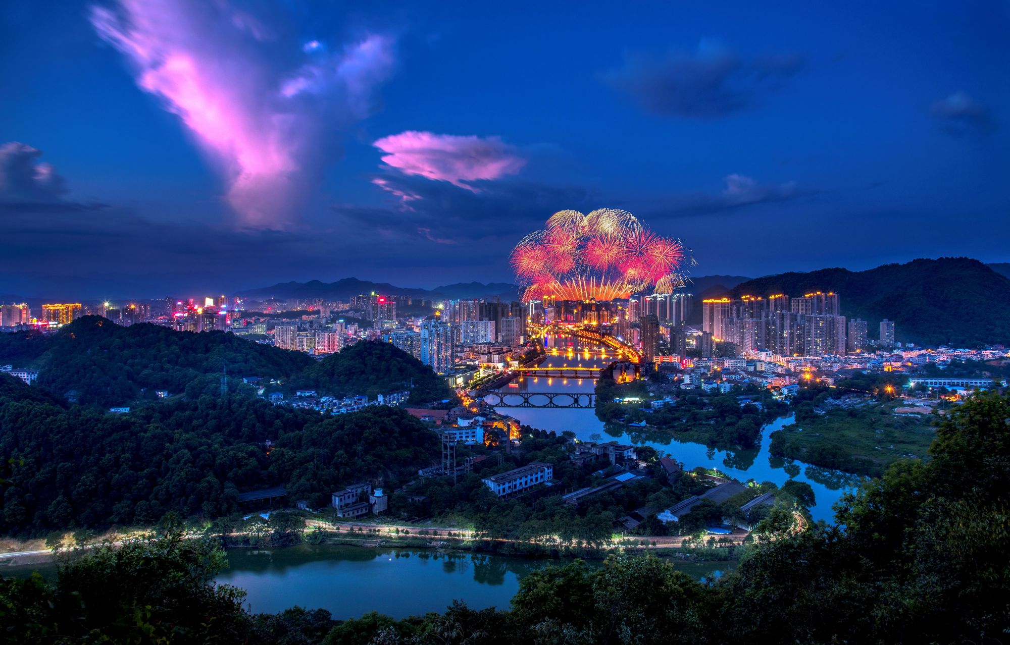 走进县城看发展丨湖南浏阳千年古邑歌中润一河诗画福满城