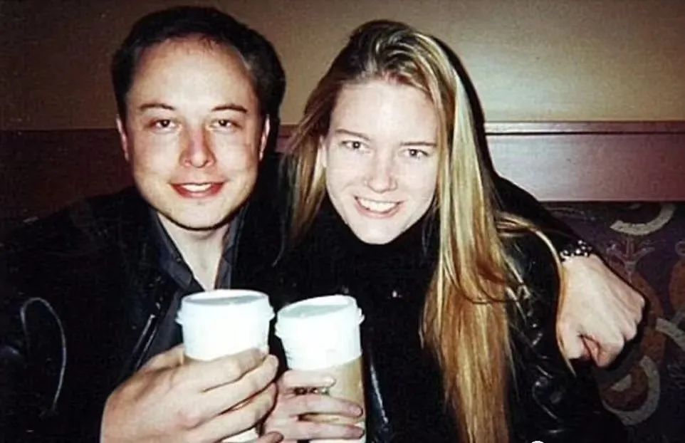 美法官同意马斯克孩子改名字性别 将签发新出生证明休闲区蓝鸢梦想 - Www.slyday.coM