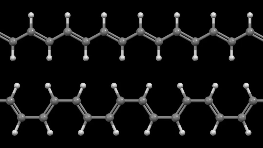 聚乙炔的球棍模型显示了碳原子（深灰色）和氢原子（浅灰色）之间的单键和双键。