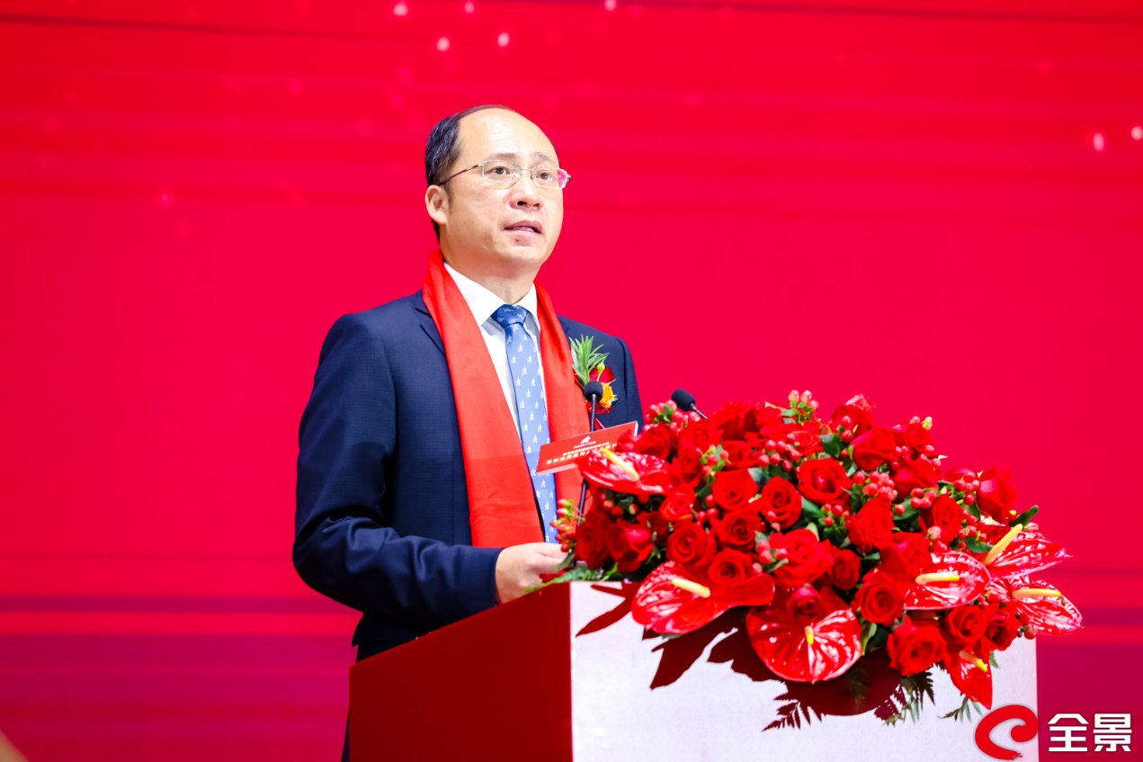 慕思股份董事长王炳坤致辞