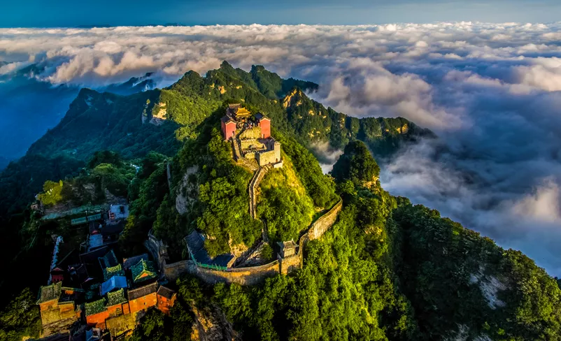 武当山(图片来源:十堰广电)