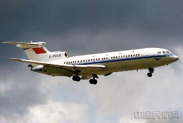 东航前身民航上海管理局1980年开航香港时，使用了其首款喷气机三叉戟（资料图片）