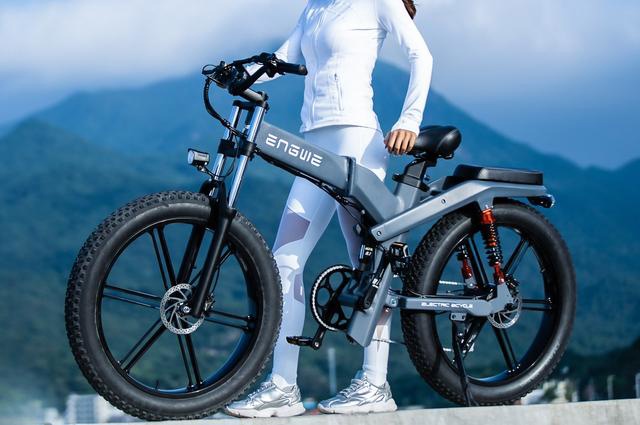 英格威发布越野电动自行车：配空气悬架、续航100公里
