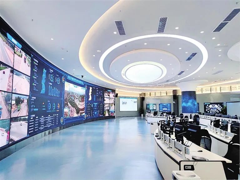 深河指挥部帮扶建设的江东新区智慧城市综合指挥中心