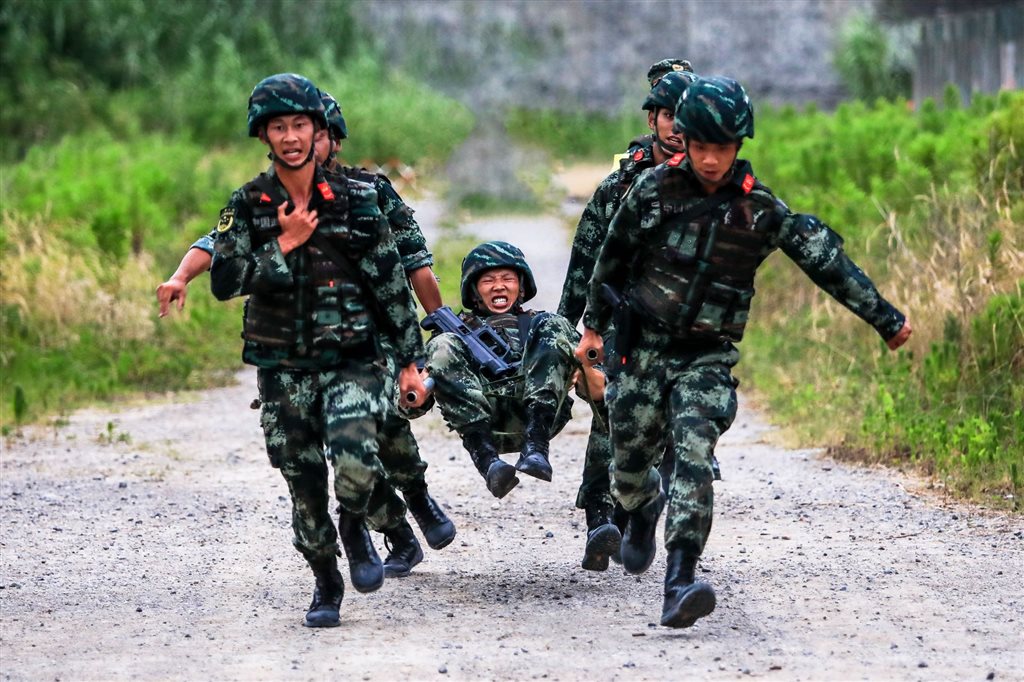直击武警特战侦察比武热血现场_新浪财经_新浪网
