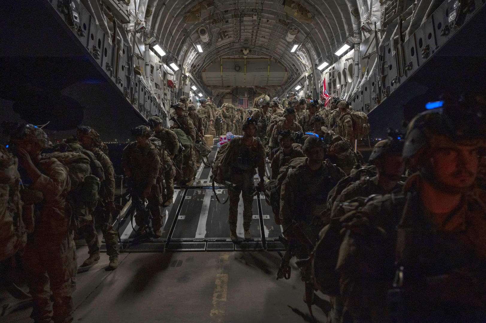 ↑2021年8月，美军从阿富汗的撤军被质疑“混乱”