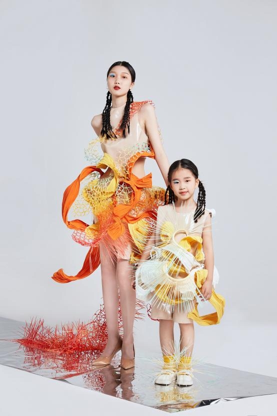 　　(来源：新视线)