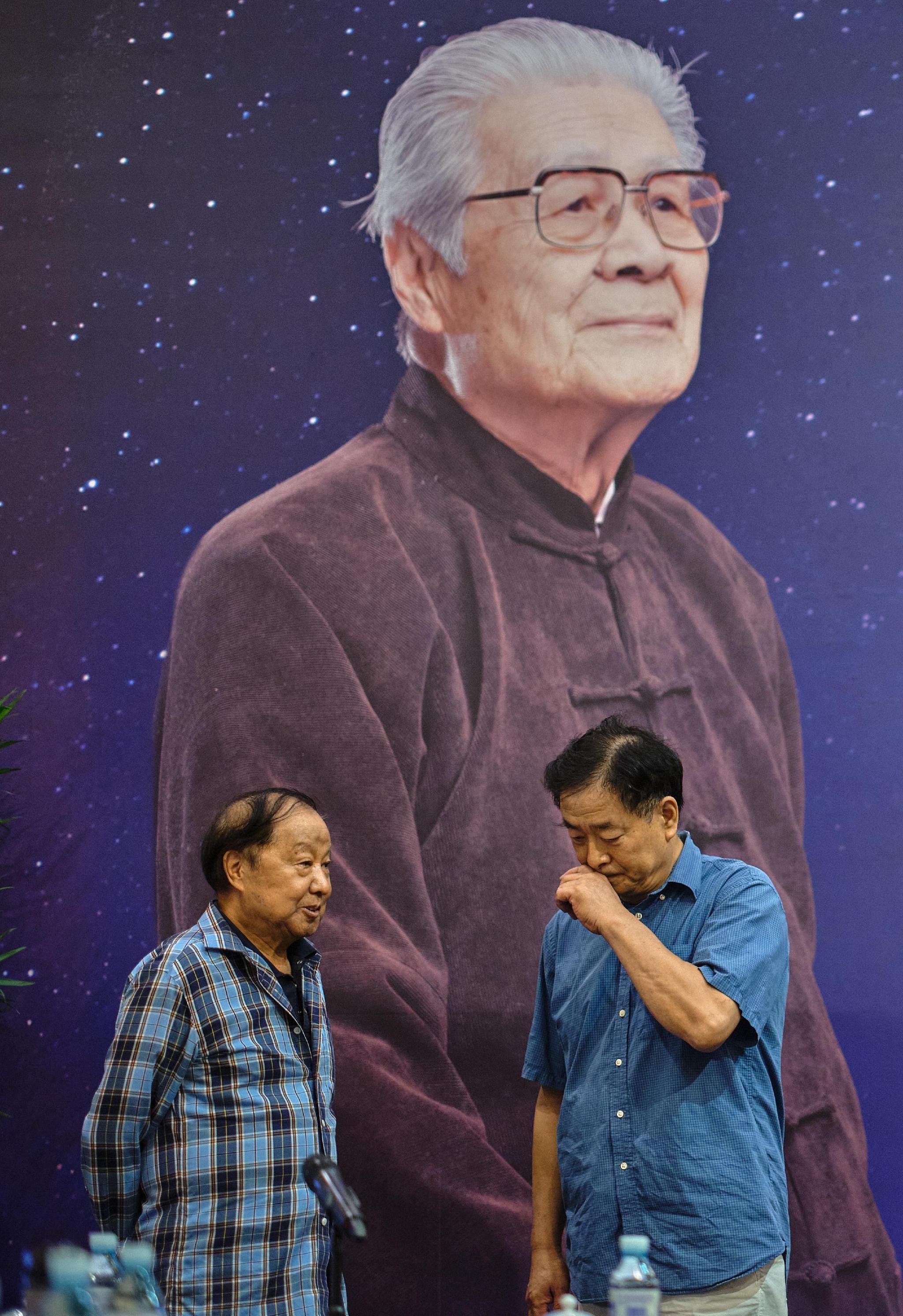 蓝天野追思会举行他是谦谦君子他的谢幕完满且有尊严