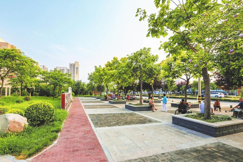 街角广场舒适惬意街角广场舒适惬意