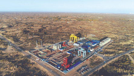 可可盖煤矿立井建设现场全景