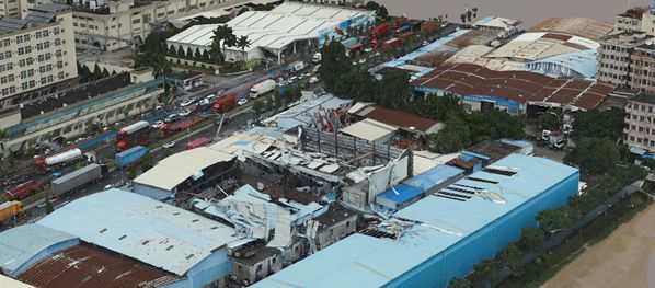 　　广州黄埔龙卷风受灾画面