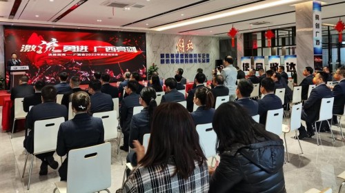 　　【今年上半年解放10个战区市场份额提升】