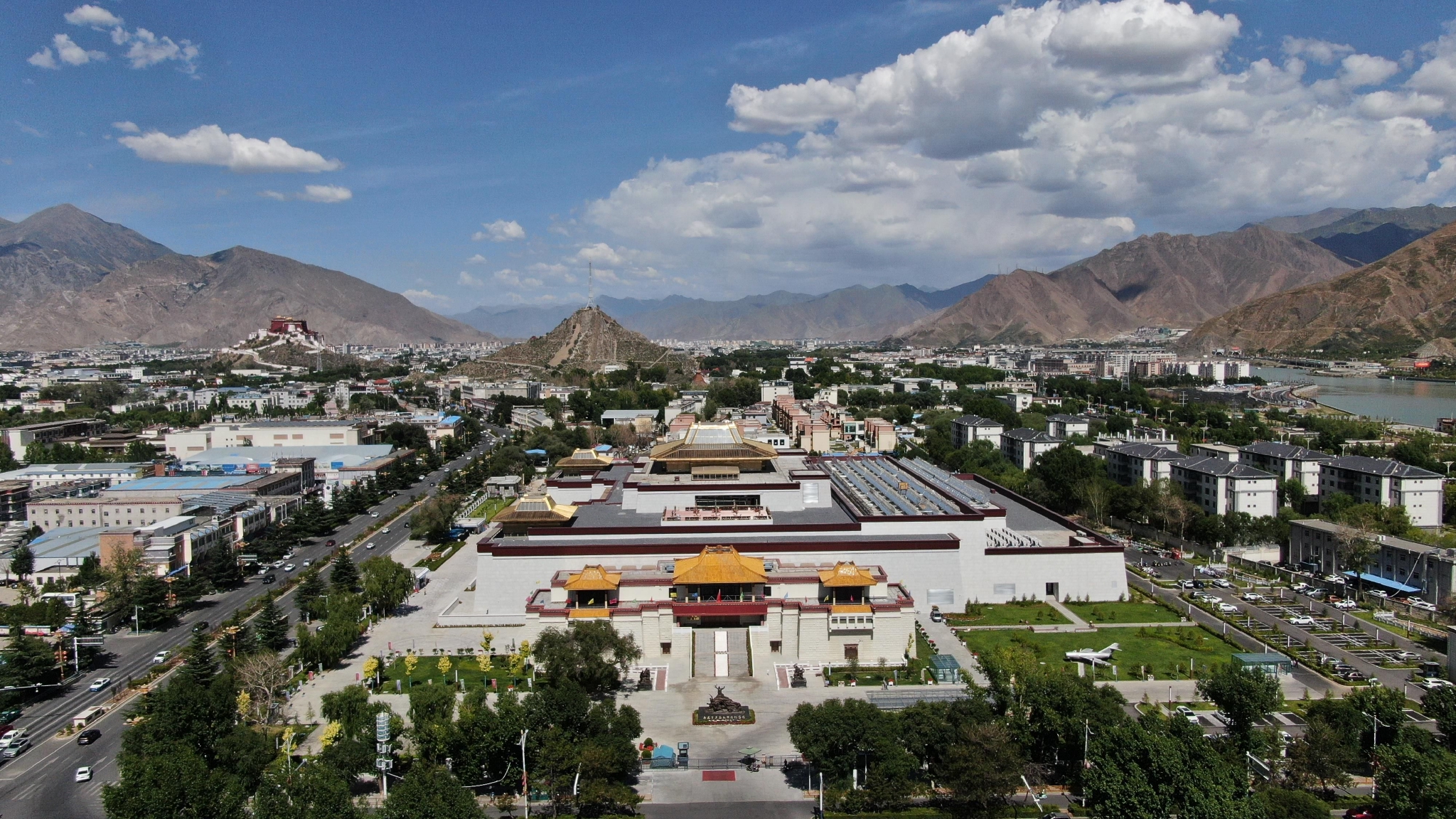 把自己的经历改成一篇小说  什么是成长小说