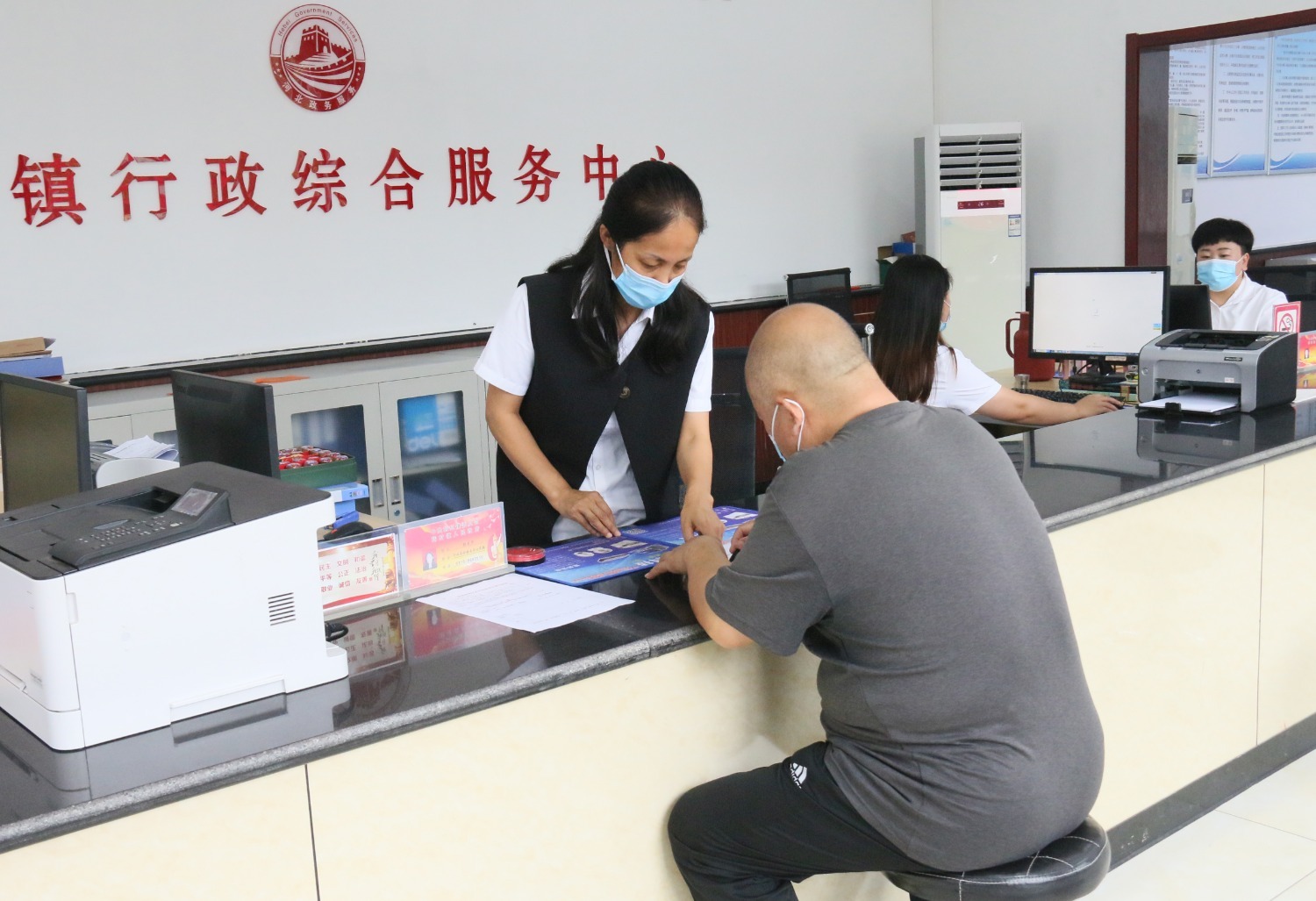 河北永清:打造政务服务10分钟服务圈|永清县_新浪财经_新浪网