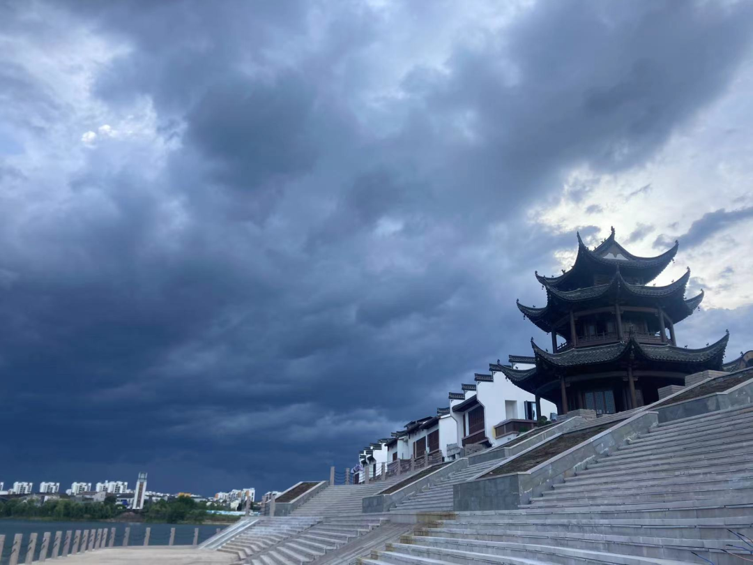 黄山市屯溪河街力争10月开街倒排工期推进