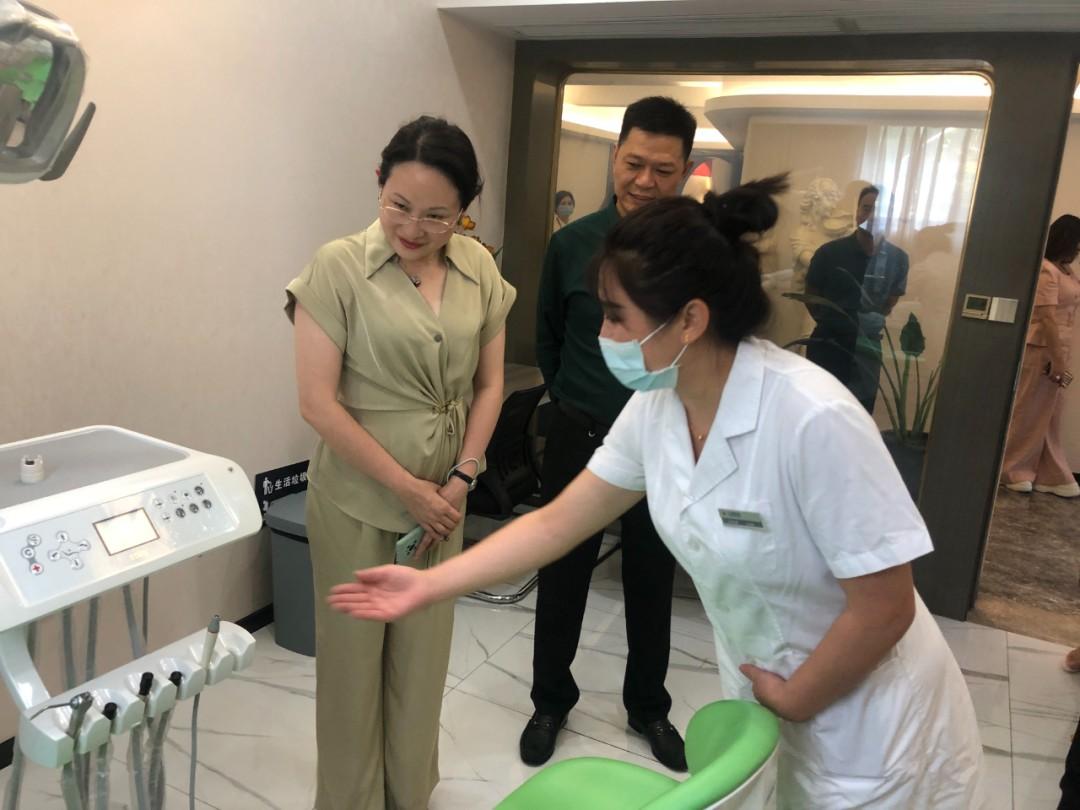 由桂林市临桂区委副书记谢静带队,临桂新区管委会副主任/临桂区副区长