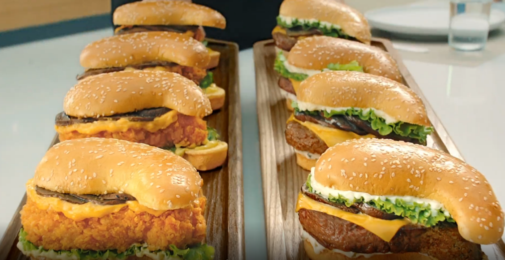 好食成双德克士汉堡让你的味蕾双倍过瘾