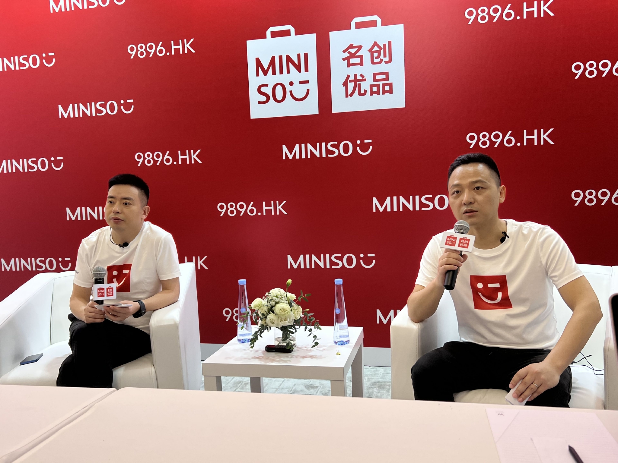 名创优品今日在港股上市 CEO叶国富:将启动品牌升级、探索增量市场和全球化发展|名创优品_新浪财经_新浪网