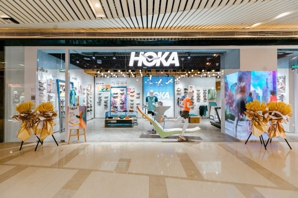 　　HOKA ONE ONE®华北首家品牌直营形象店@北京三里屯太古里