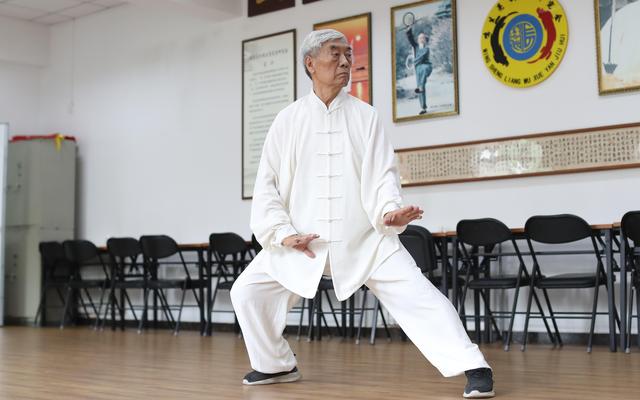 81歲的張全亮是吳式太極拳（北派）第4代傳人。 新京報記者 王飛 攝