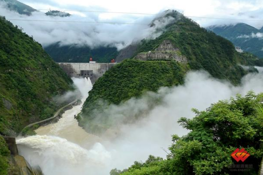 图为大渡河大岗山水电站
