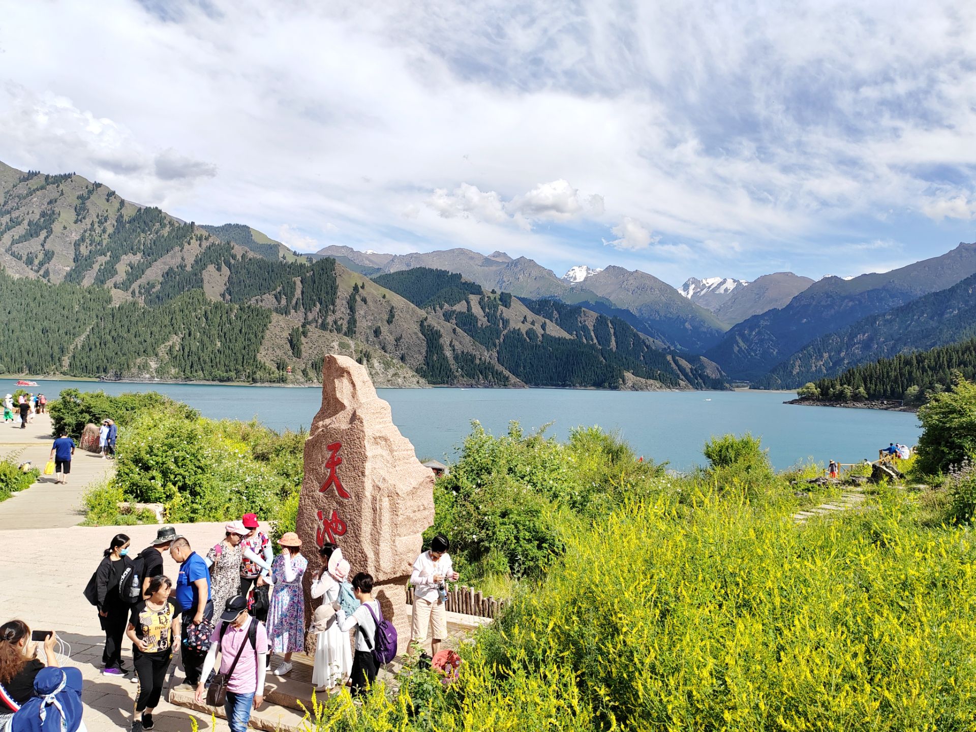读图丨天山天池景区天蓝水碧生态好|新疆_新浪财经_新浪网