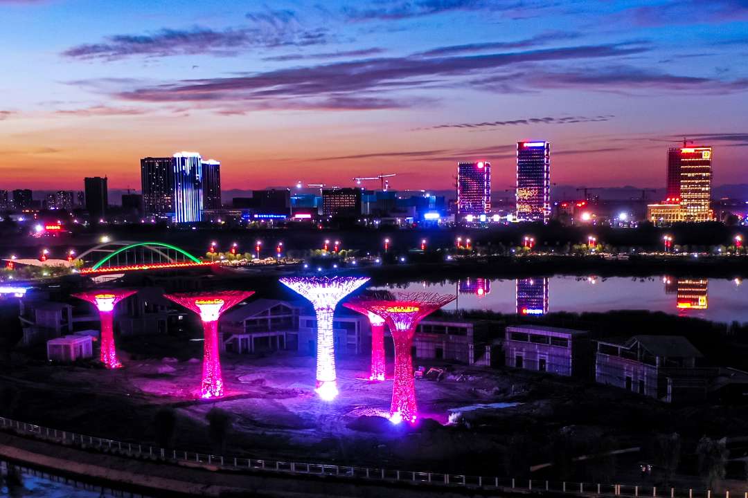 保定夜经济点亮城市新夜态