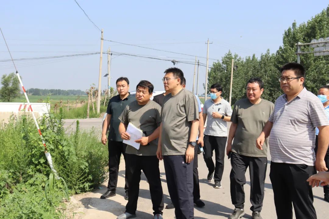 文明城市创建局长书记在一线