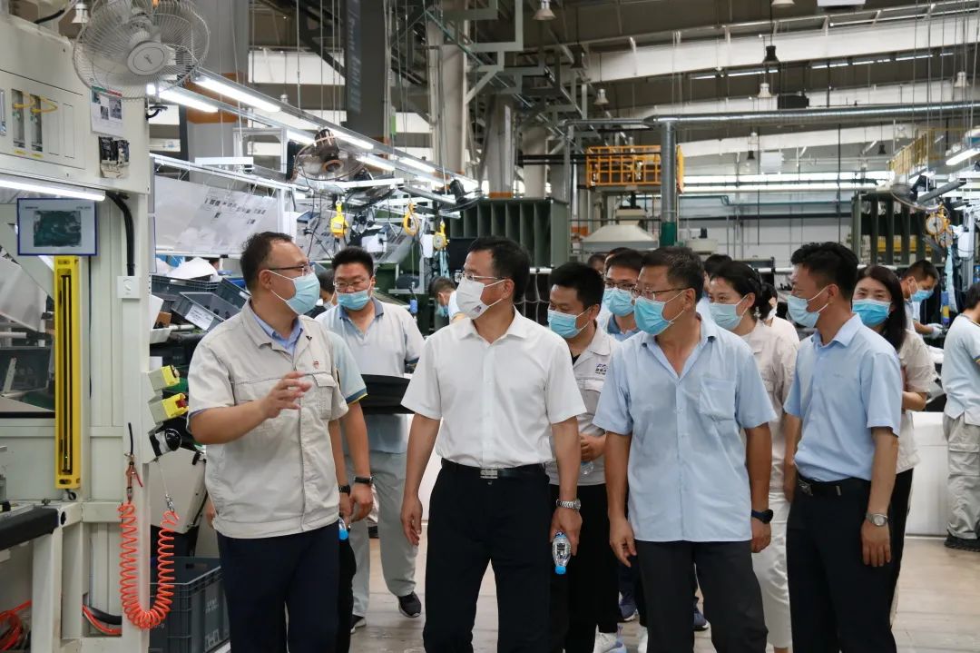 富维公司党委书记,总经理陈培玉到富维安道拓天津分公司调研指导_新浪