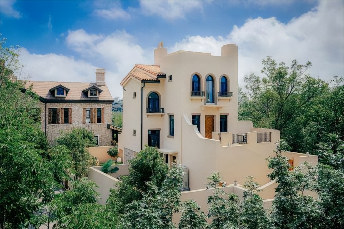 富力公元山实景图