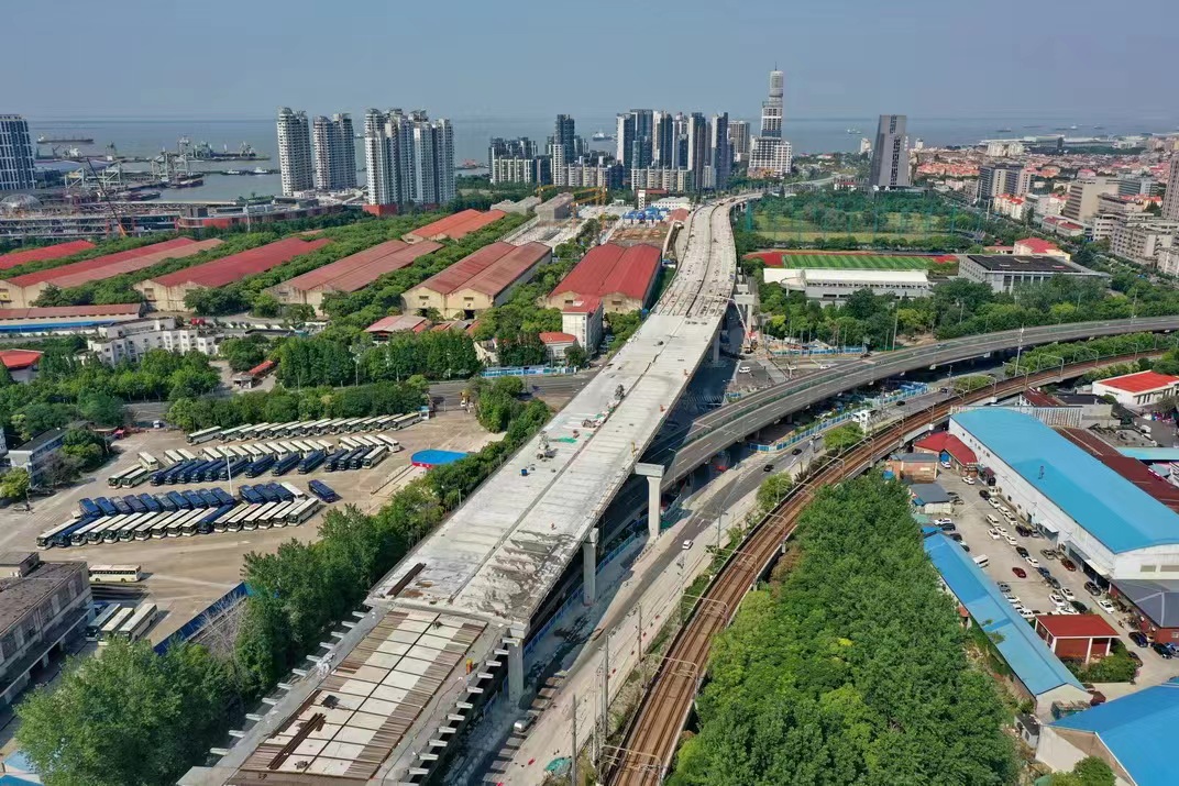 上海沿江通道浦西接线段工程主线桥梁结构贯通力争年内主线通车