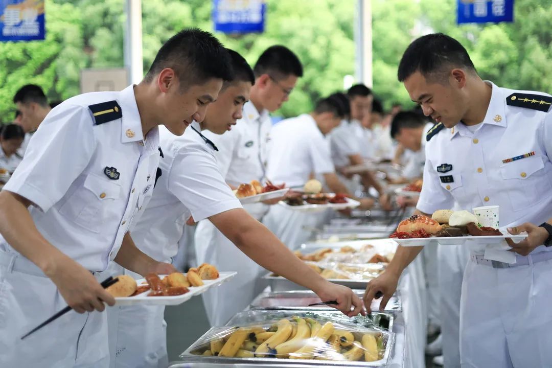 毕业季有一种难忘的回忆叫海军工程大学