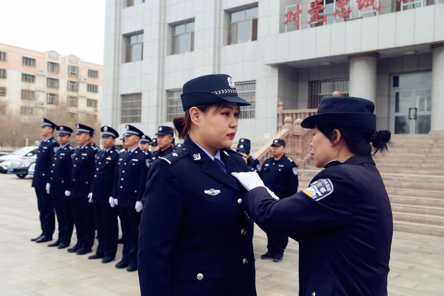 130285,警号重启——长大后,我也成了你