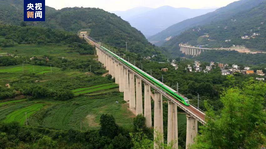 日,大理至瑞丽铁路大理至保山段(以下简称"大瑞铁路大保段")开通运营