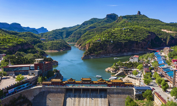 位于邯郸武安的京娘湖景区风景宜人.李树锋摄