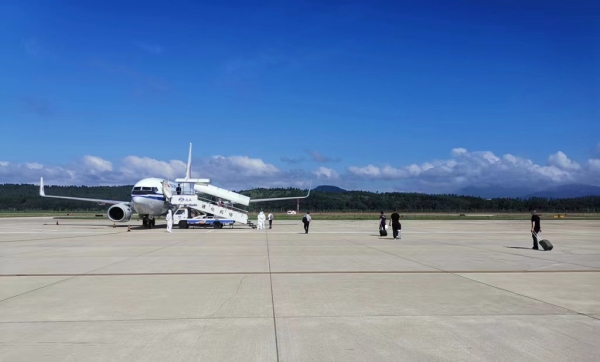 通化机场历时了58天的跑道维修施工,自7月2日复航以来已陆续恢复杭州