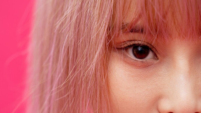 女大学生因染发被网暴，法律要为“不忍气吞声”撑腰