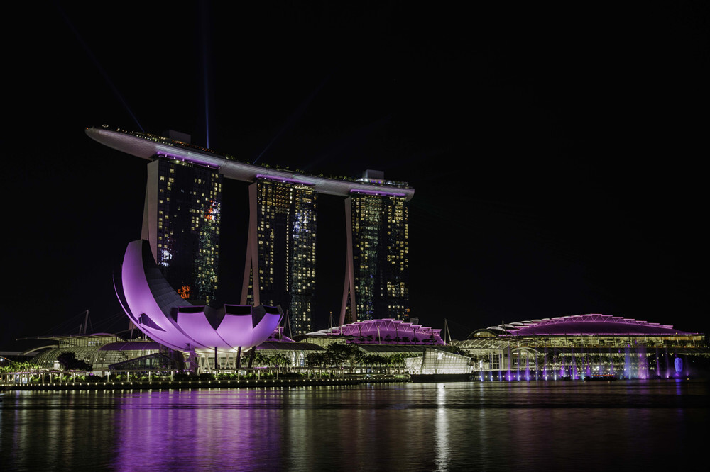 　　新加坡璀璨夜景-新加坡滨海湾金沙