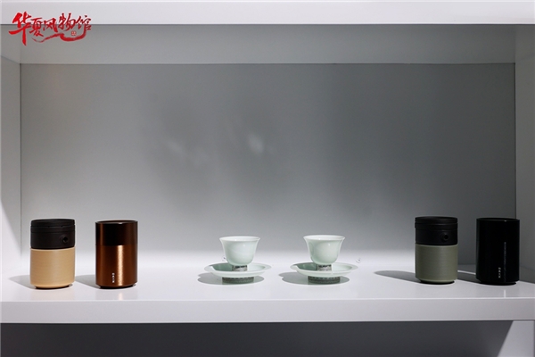　　▲物典在华夏风物馆展示茶器、茶具代表作